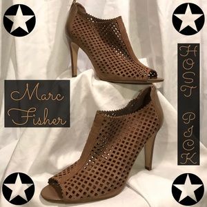 Host Pick - EUC - Marc Fisher Peep Toe Heels